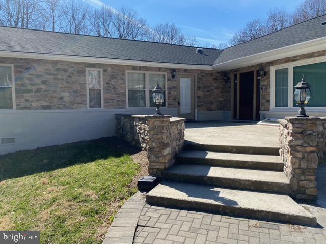 PINE RIDGE - Residential Lease