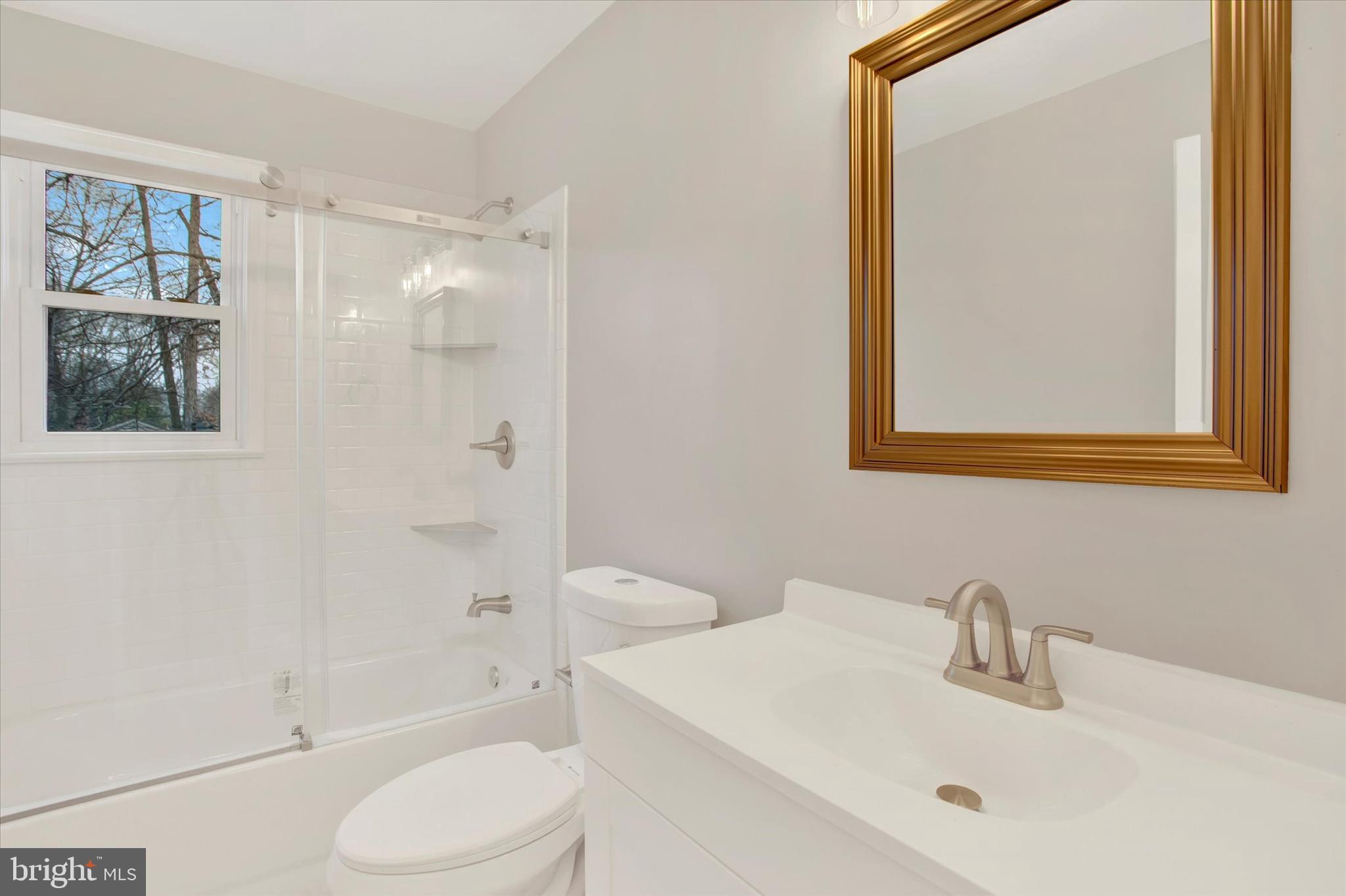 GLEN OAKS - Residential