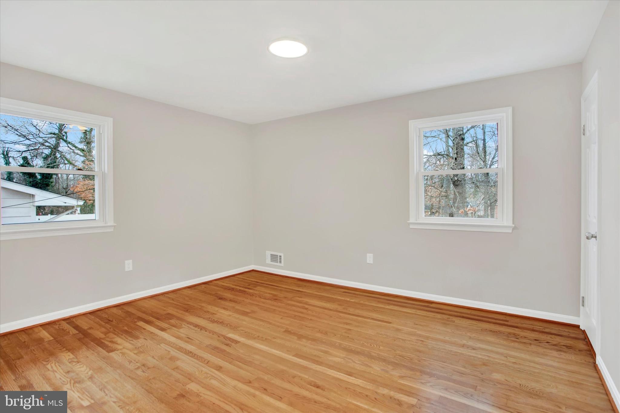 GLEN OAKS - Residential