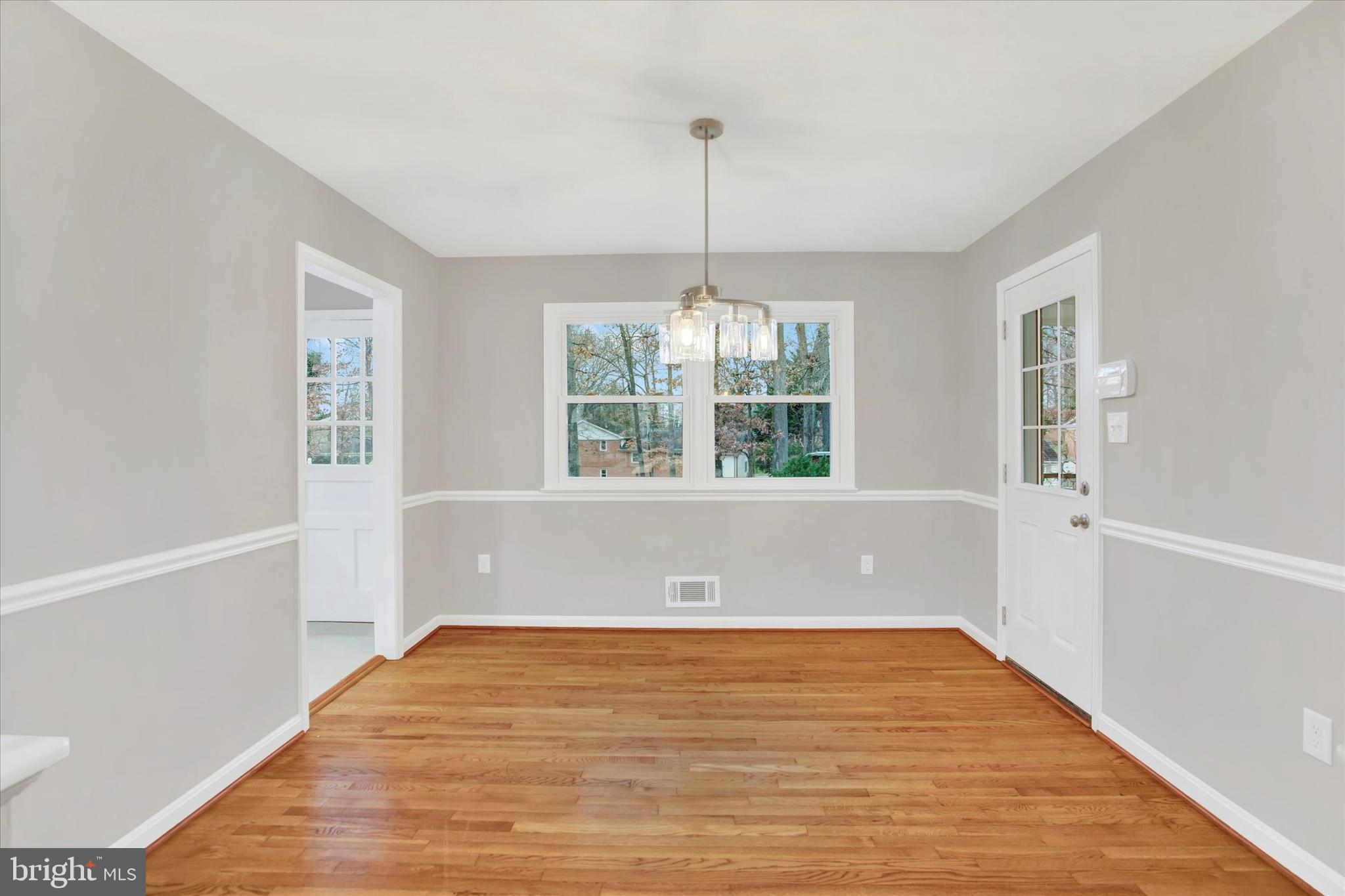 GLEN OAKS - Residential