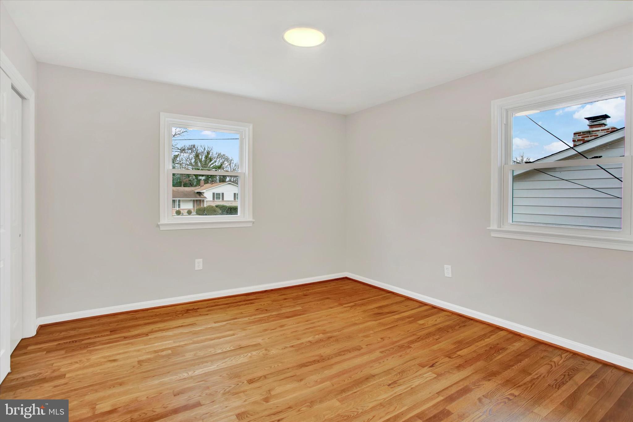 GLEN OAKS - Residential