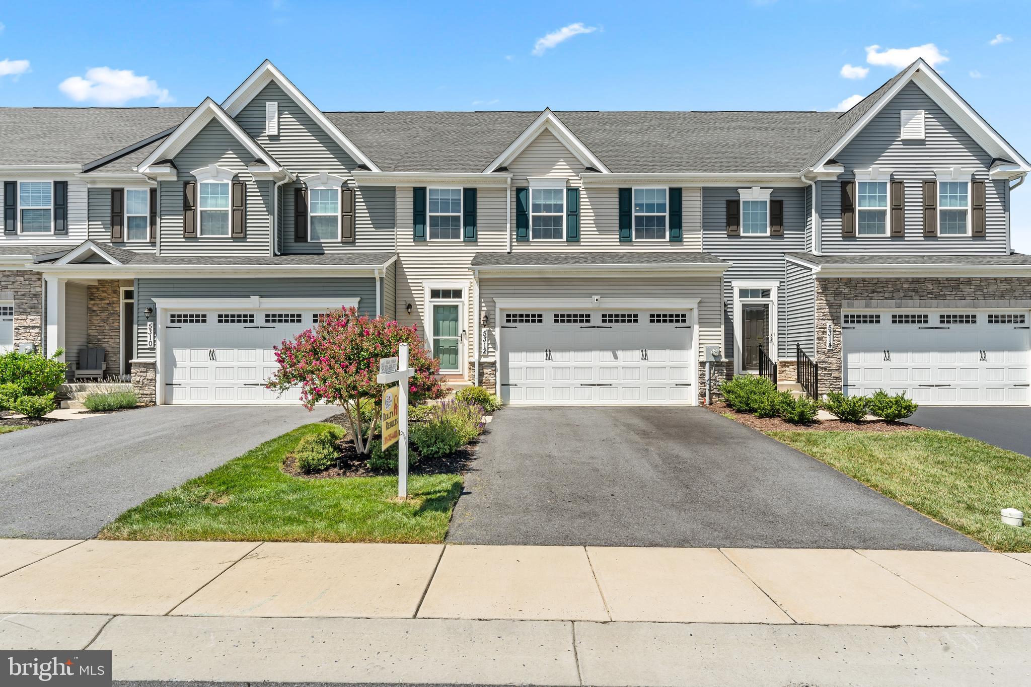 5312 CRAPE MYRTLE DRIVE