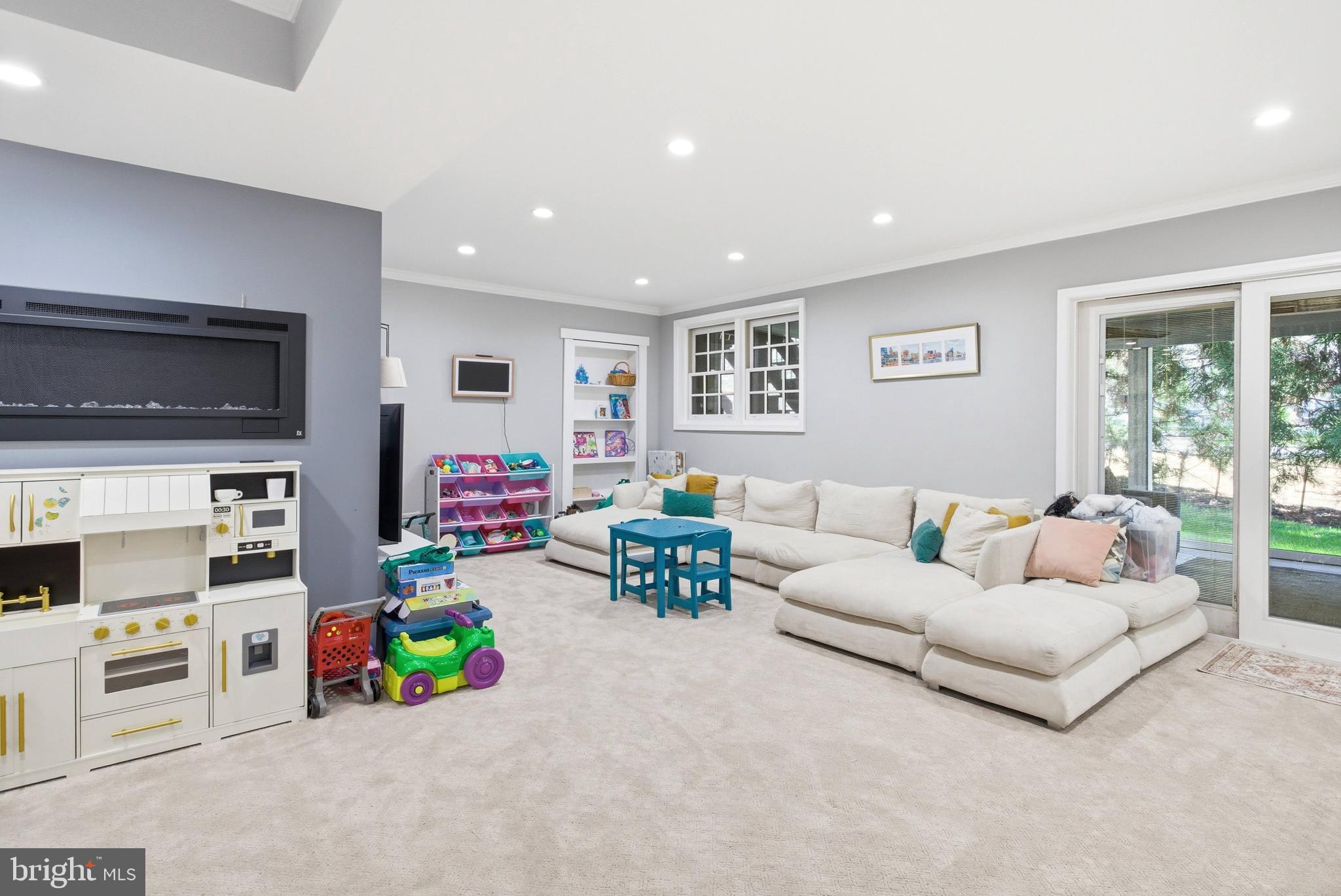 WAKEFIELD CHAPEL WOODS - Residential