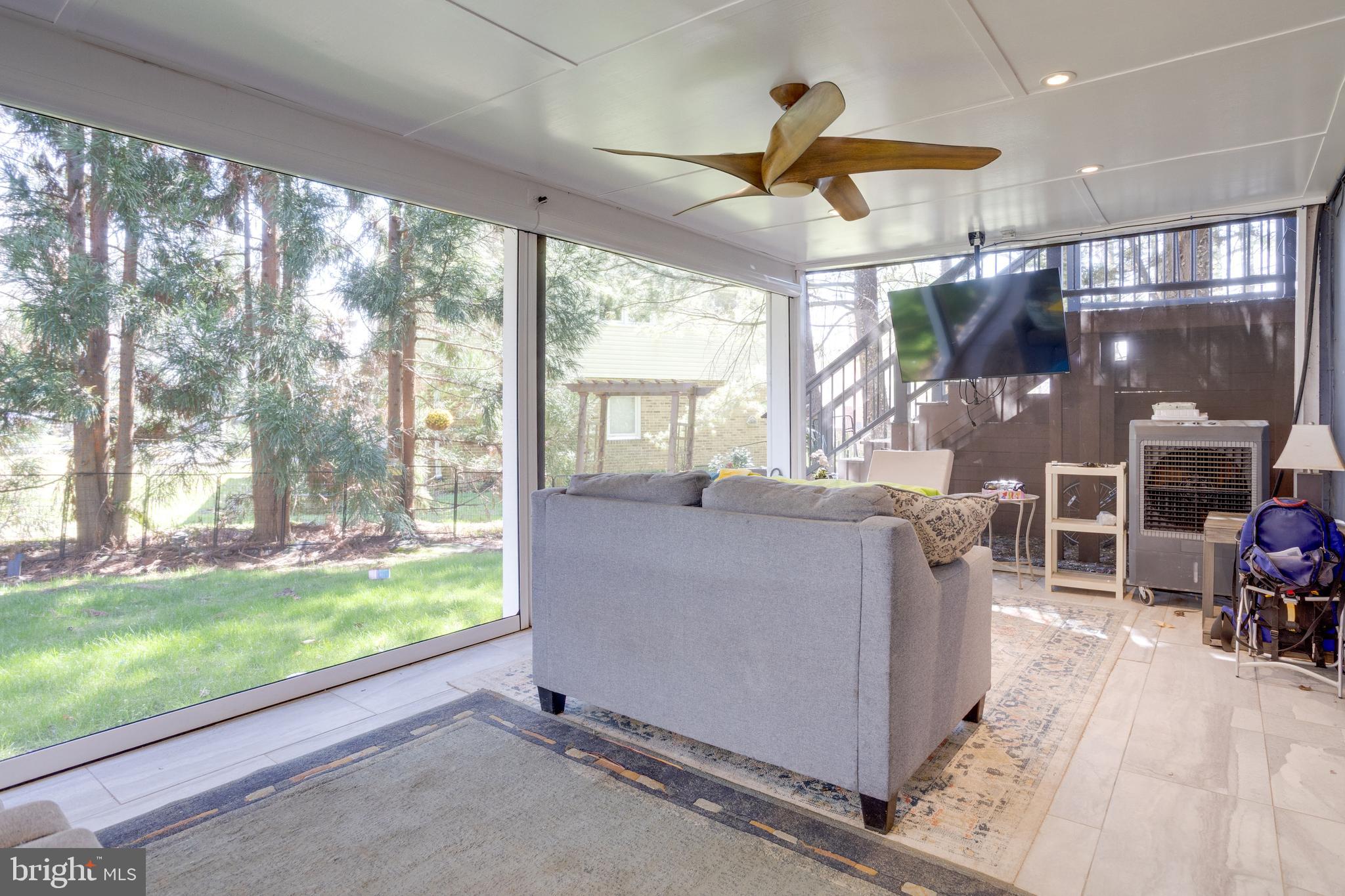 WAKEFIELD CHAPEL WOODS - Residential