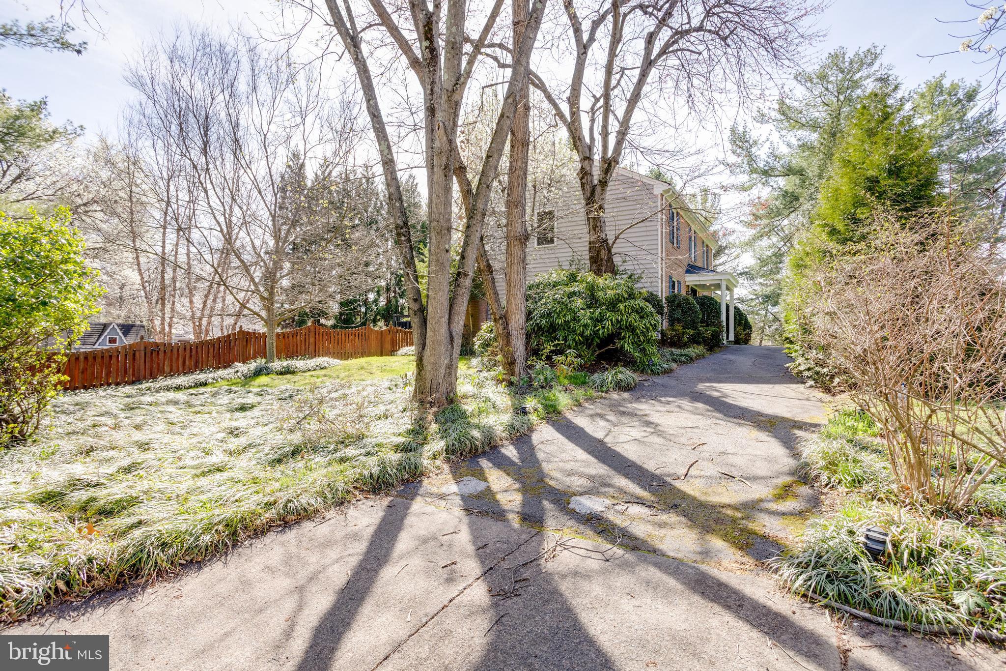 WAKEFIELD CHAPEL WOODS - Residential