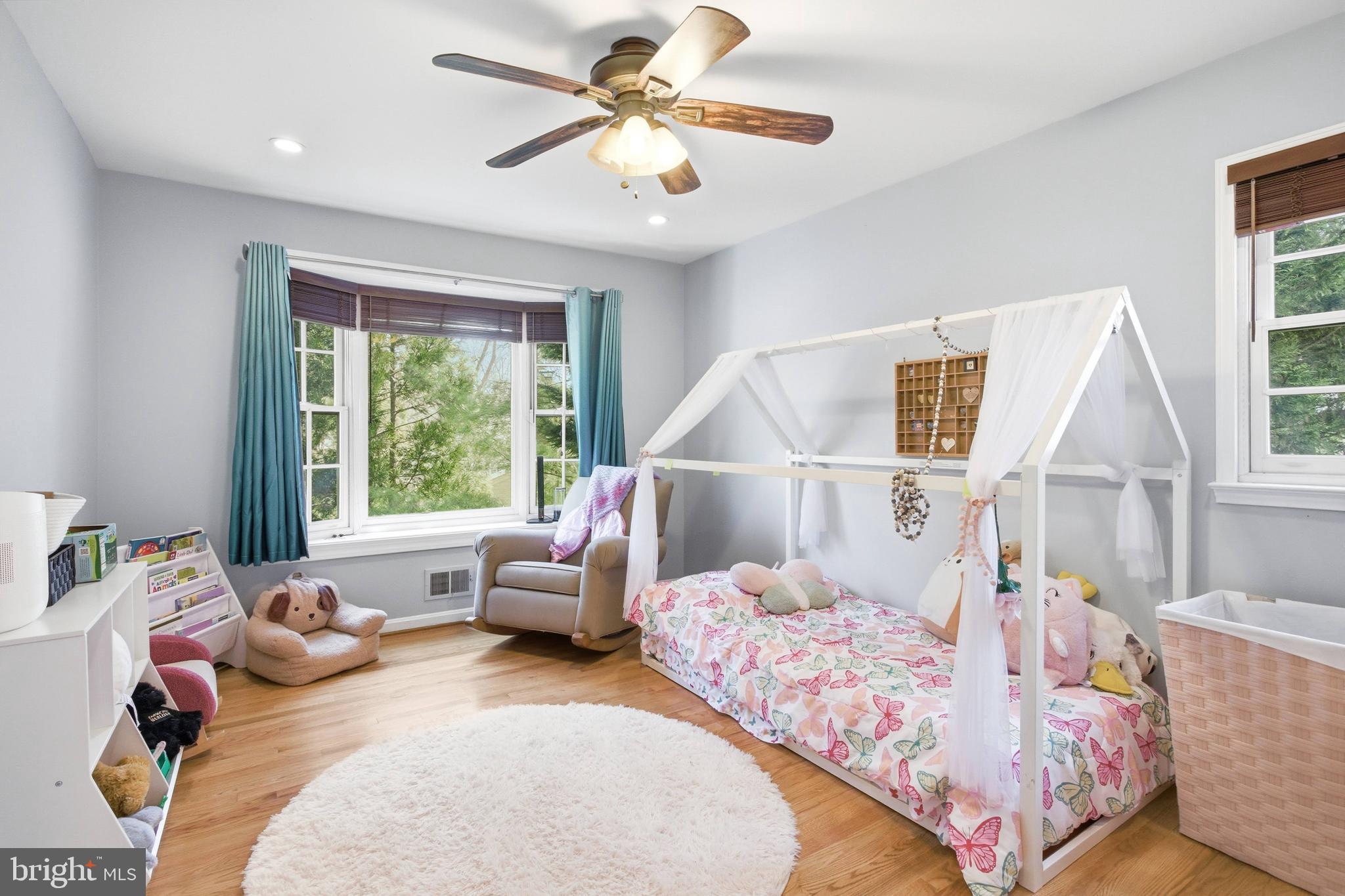 WAKEFIELD CHAPEL WOODS - Residential