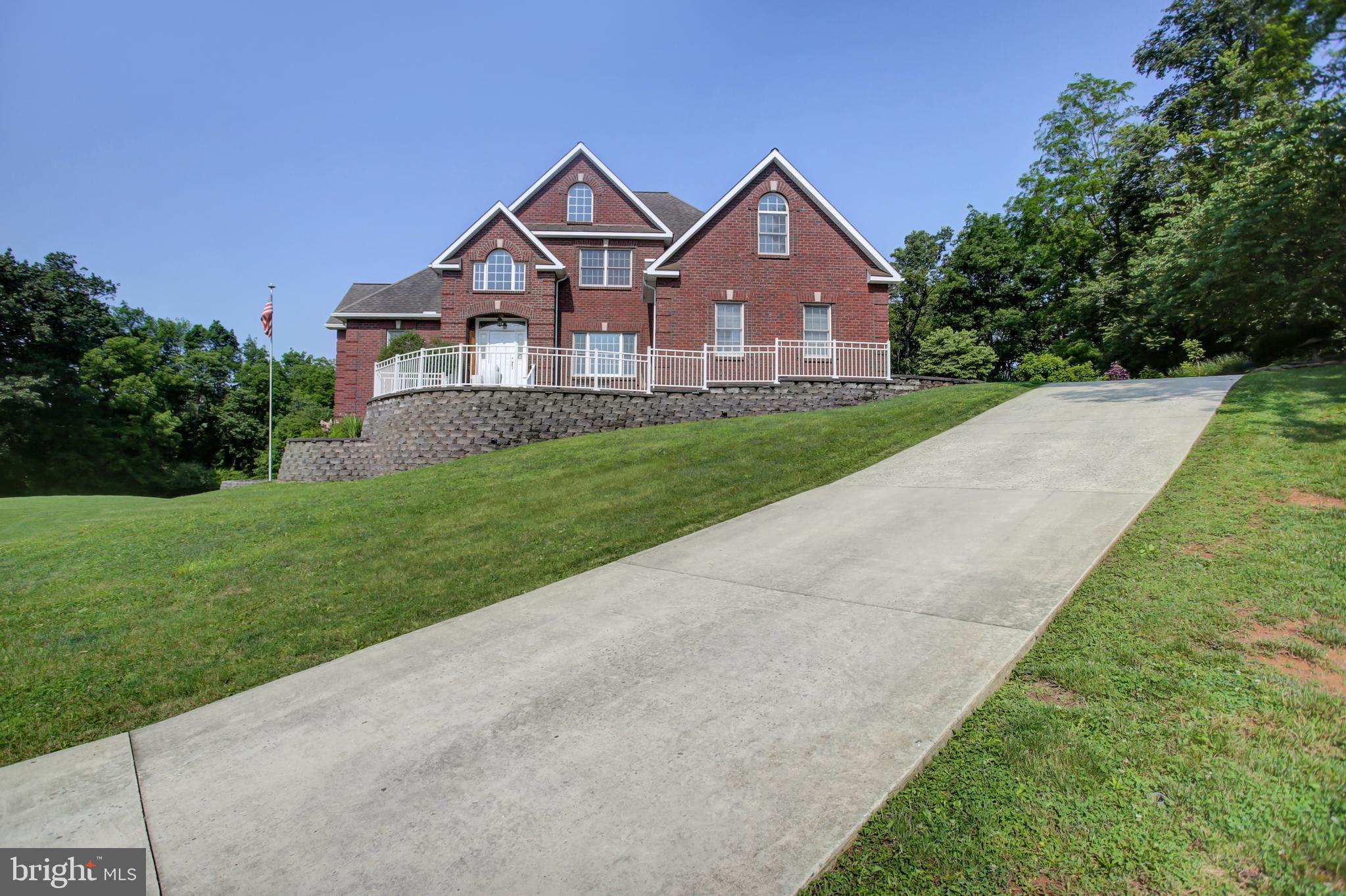 7 JESSICA DRIVE
