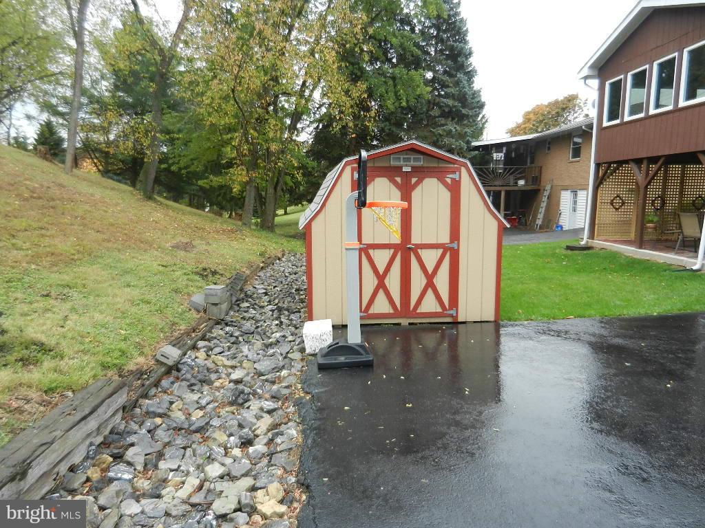 JOHNSON HEIGHTS - Residential