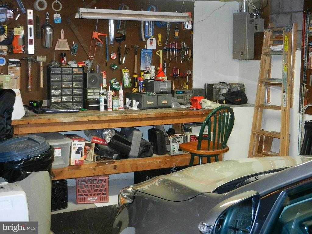 JOHNSON HEIGHTS - Residential