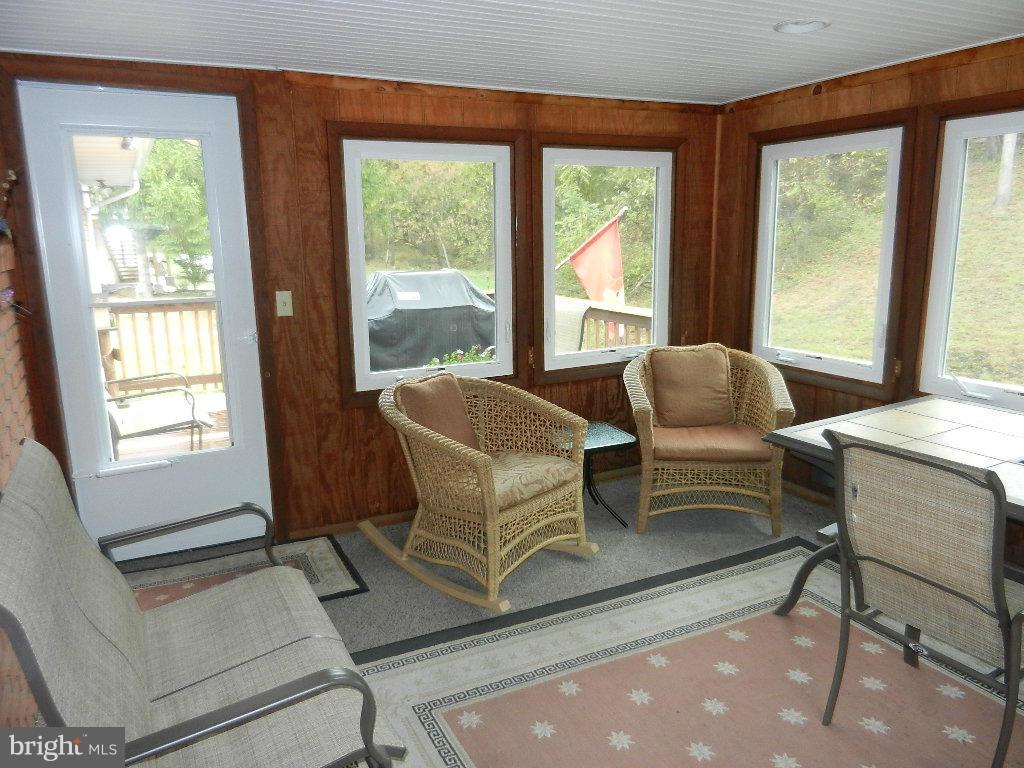 JOHNSON HEIGHTS - Residential