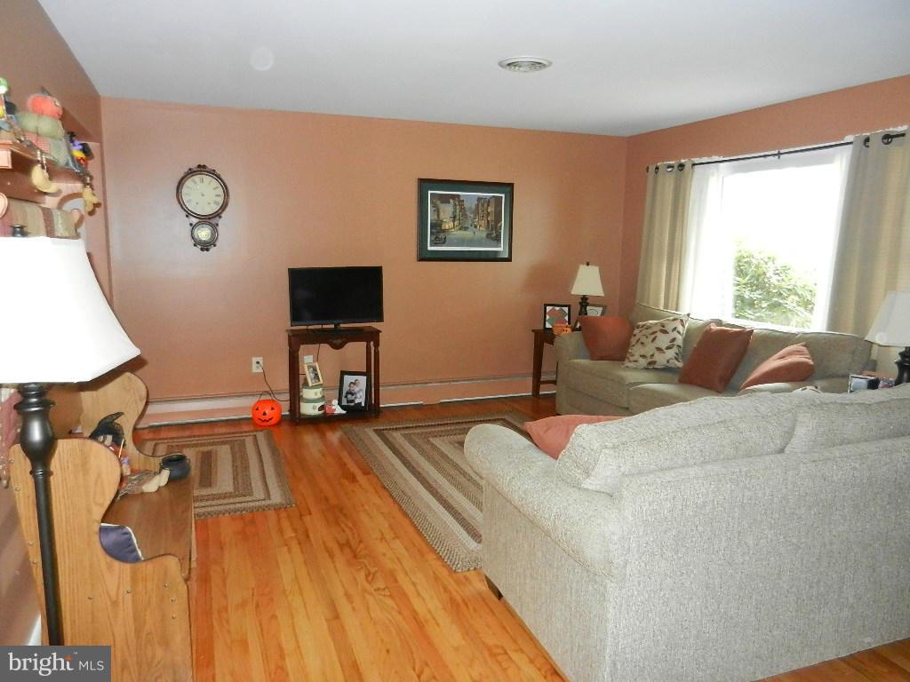 JOHNSON HEIGHTS - Residential