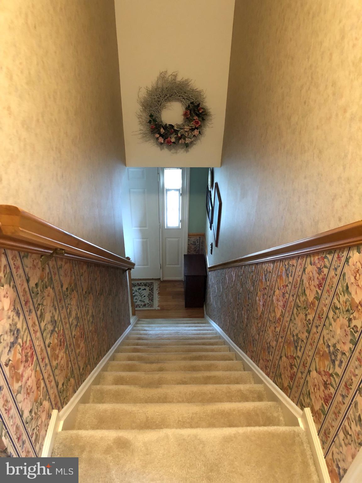 MANOR OAKS - Residential