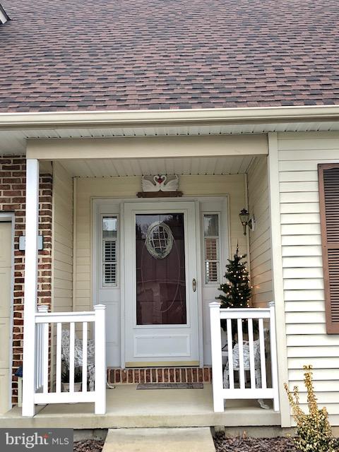 MANOR OAKS - Residential