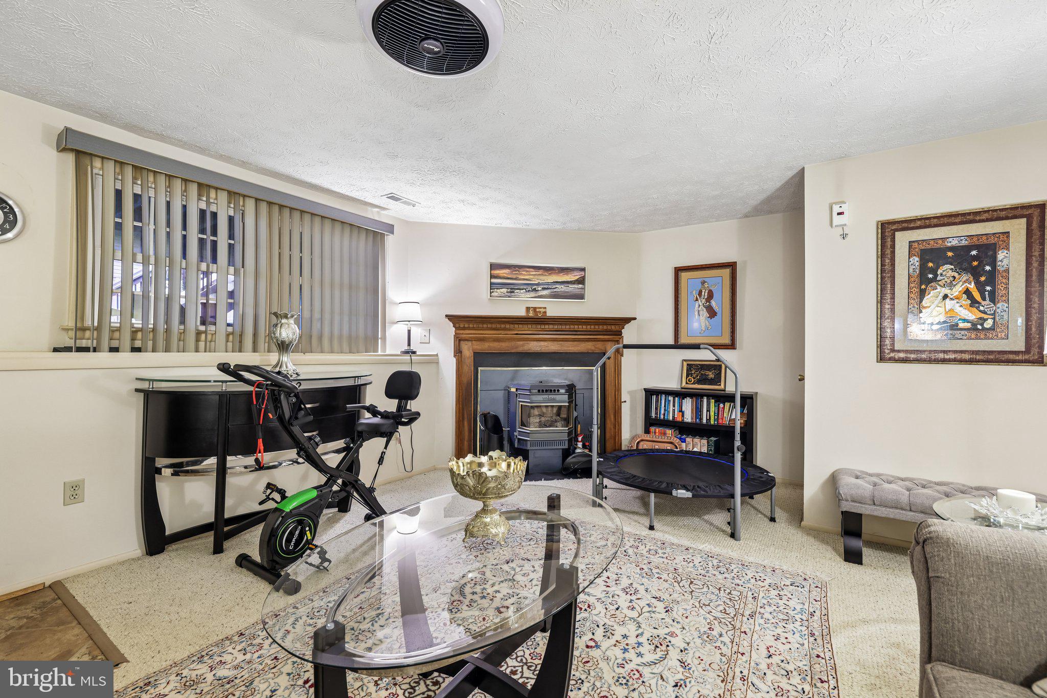 MAYFIELD MANOR - Residential