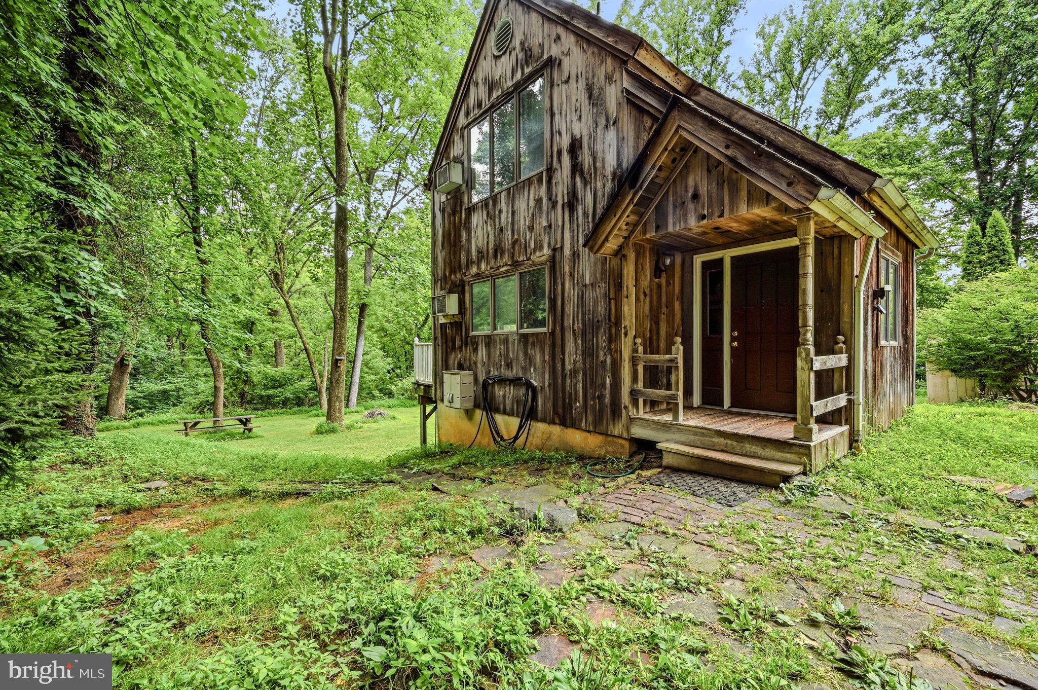 402 PENN GREEN ROAD