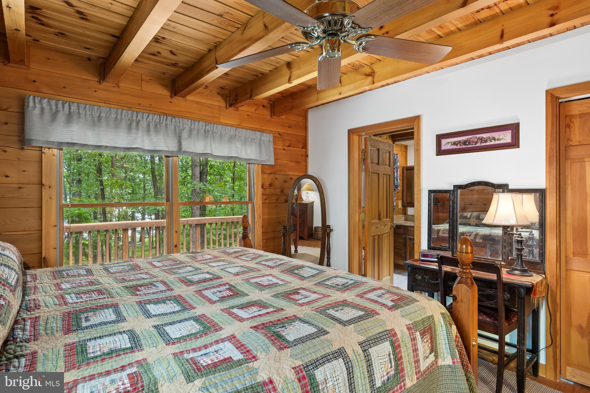 ROLLING WOODS - Residential