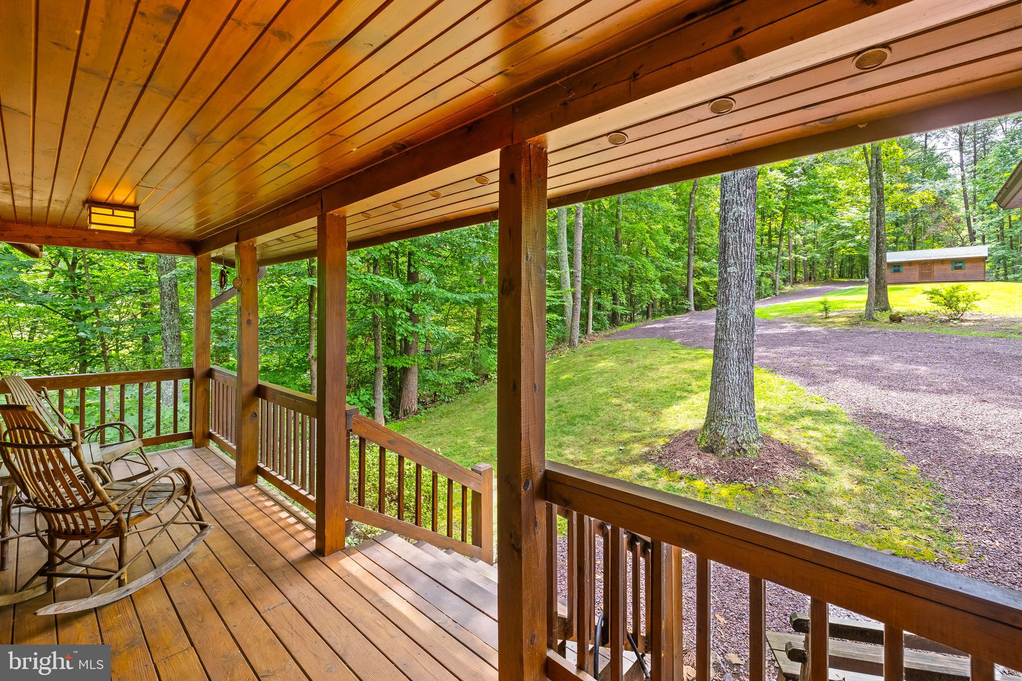 ROLLING WOODS - Residential