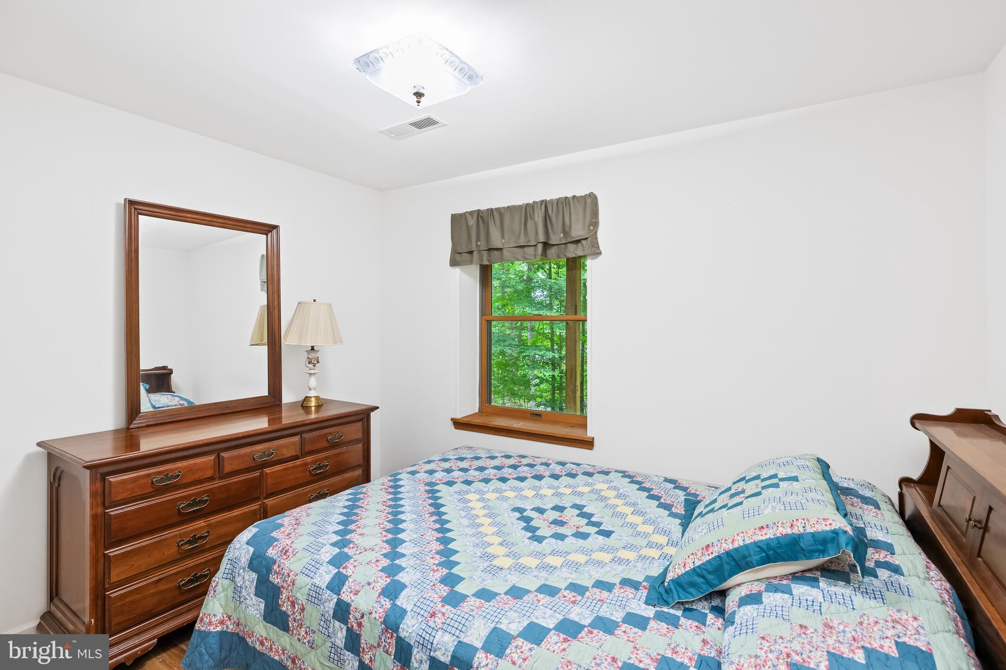 ROLLING WOODS - Residential