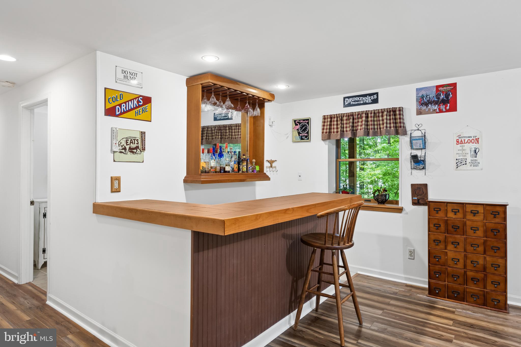 ROLLING WOODS - Residential