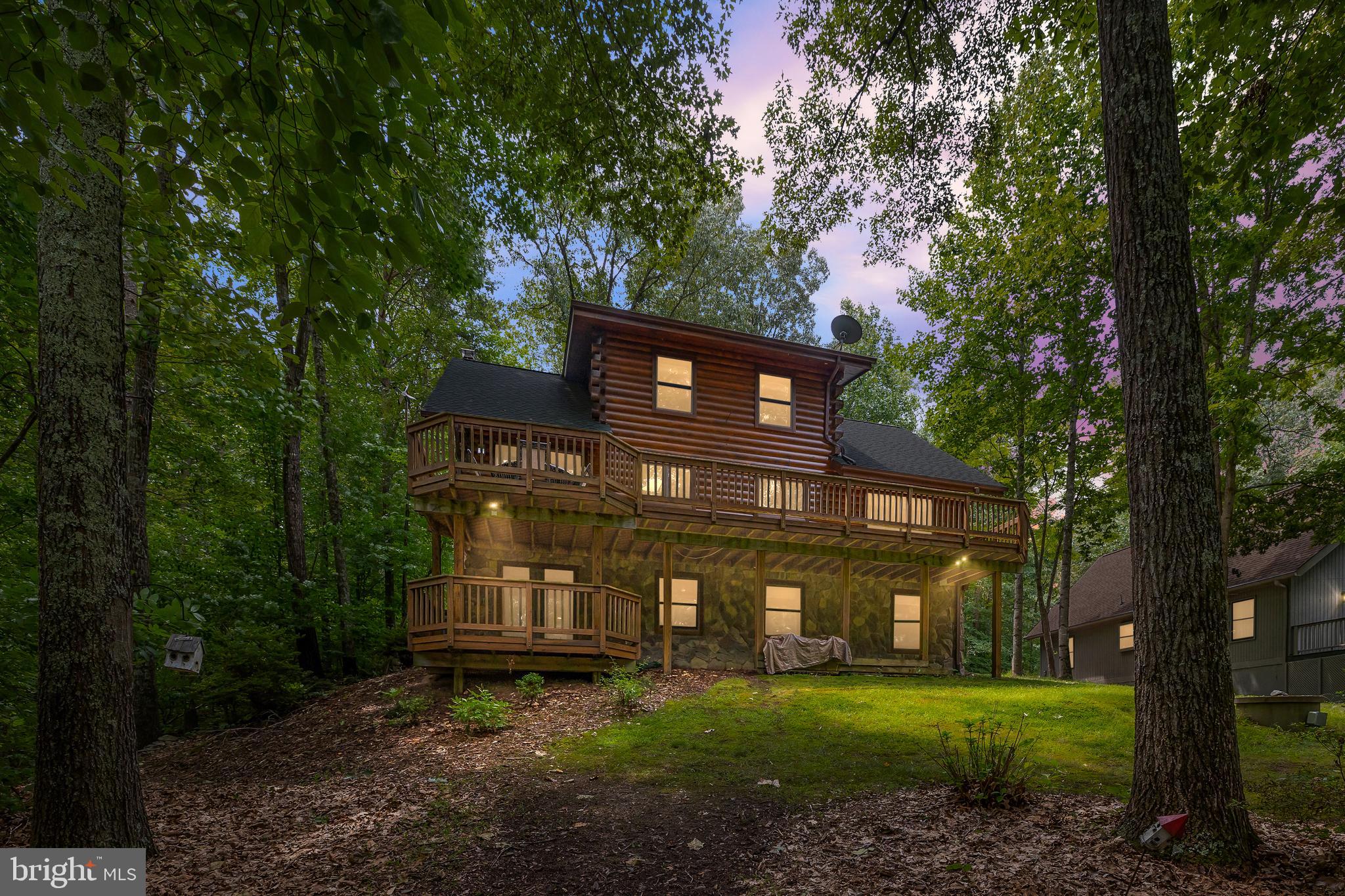 ROLLING WOODS - Residential