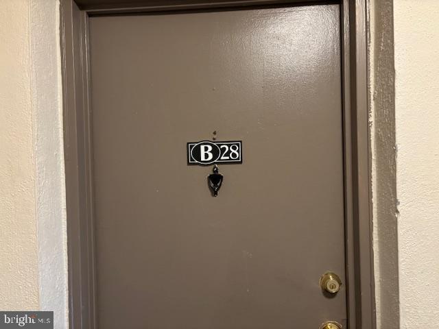 PINE CREEK CONDOS - Residential Lease