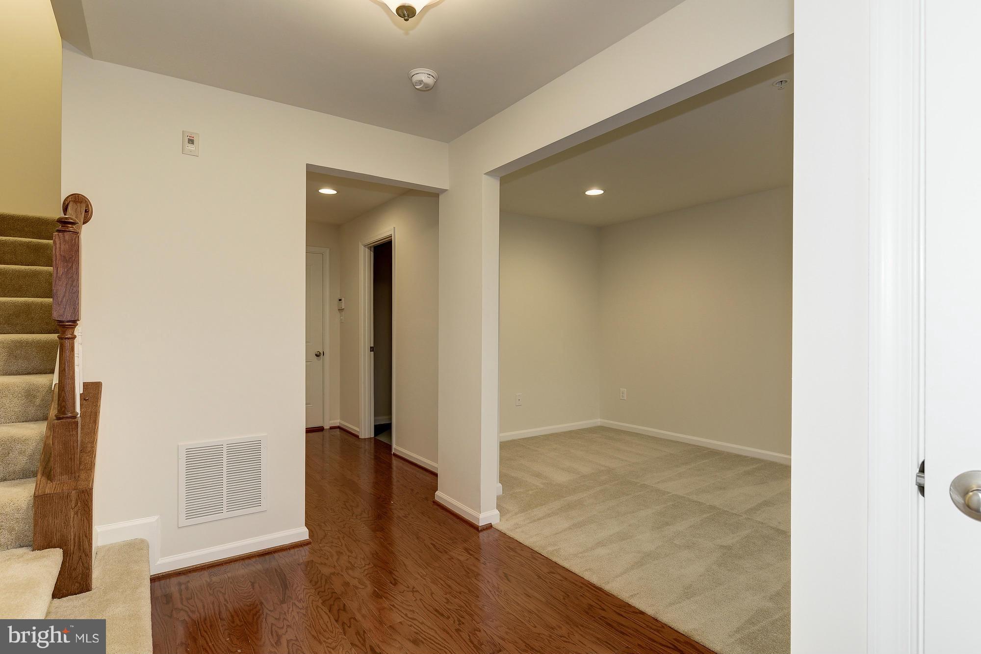 WATERFORD HILLS - Residential