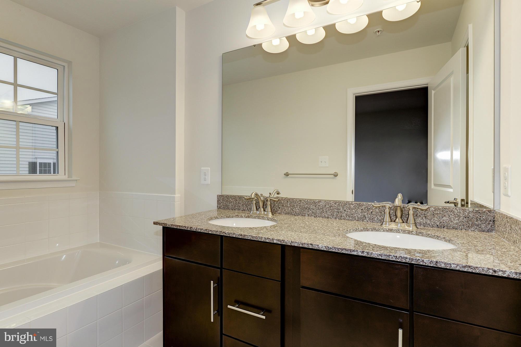 WATERFORD HILLS - Residential