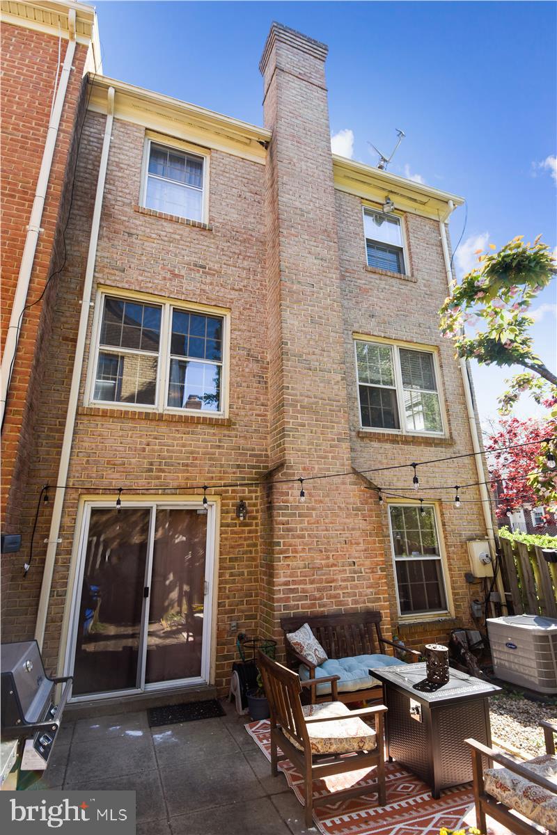 FEDERAL HILL - Residential