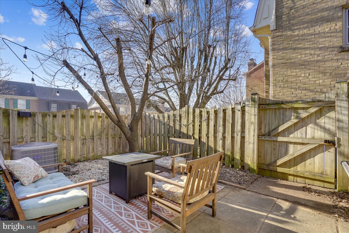 FEDERAL HILL - Residential