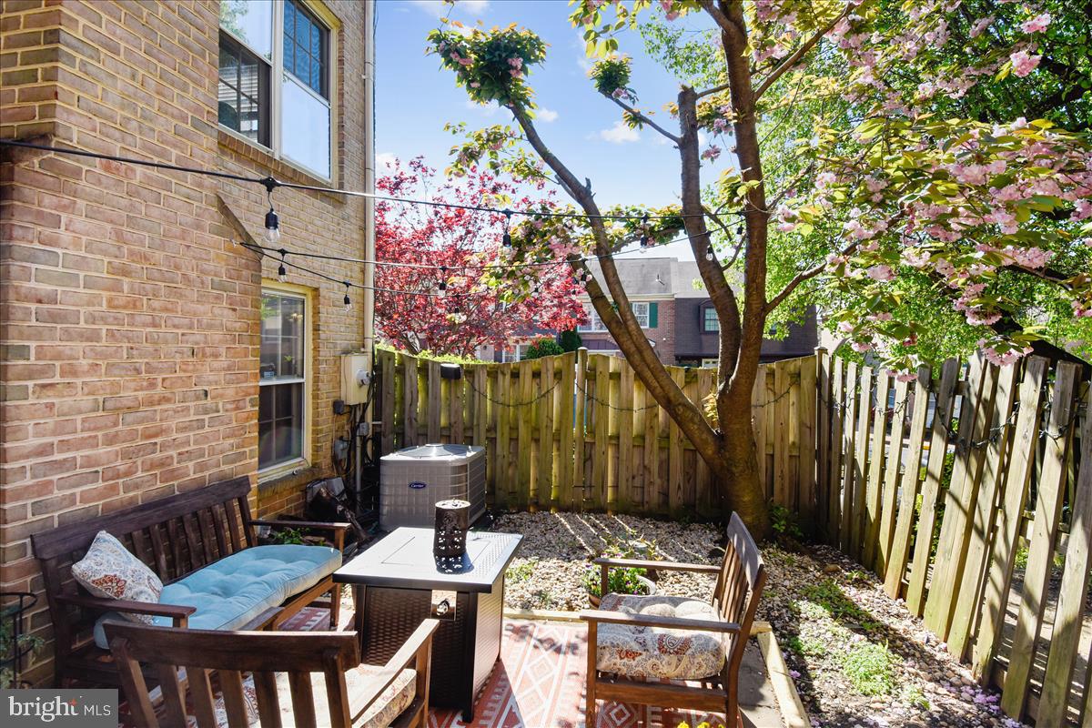 FEDERAL HILL - Residential