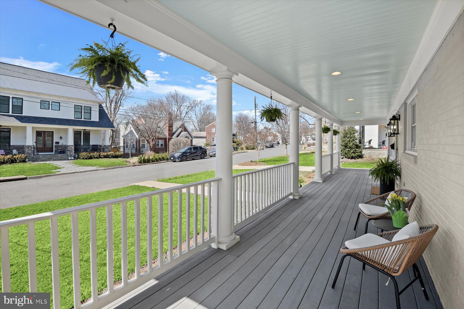 BERKSHIRE OAKWOOD - Residential