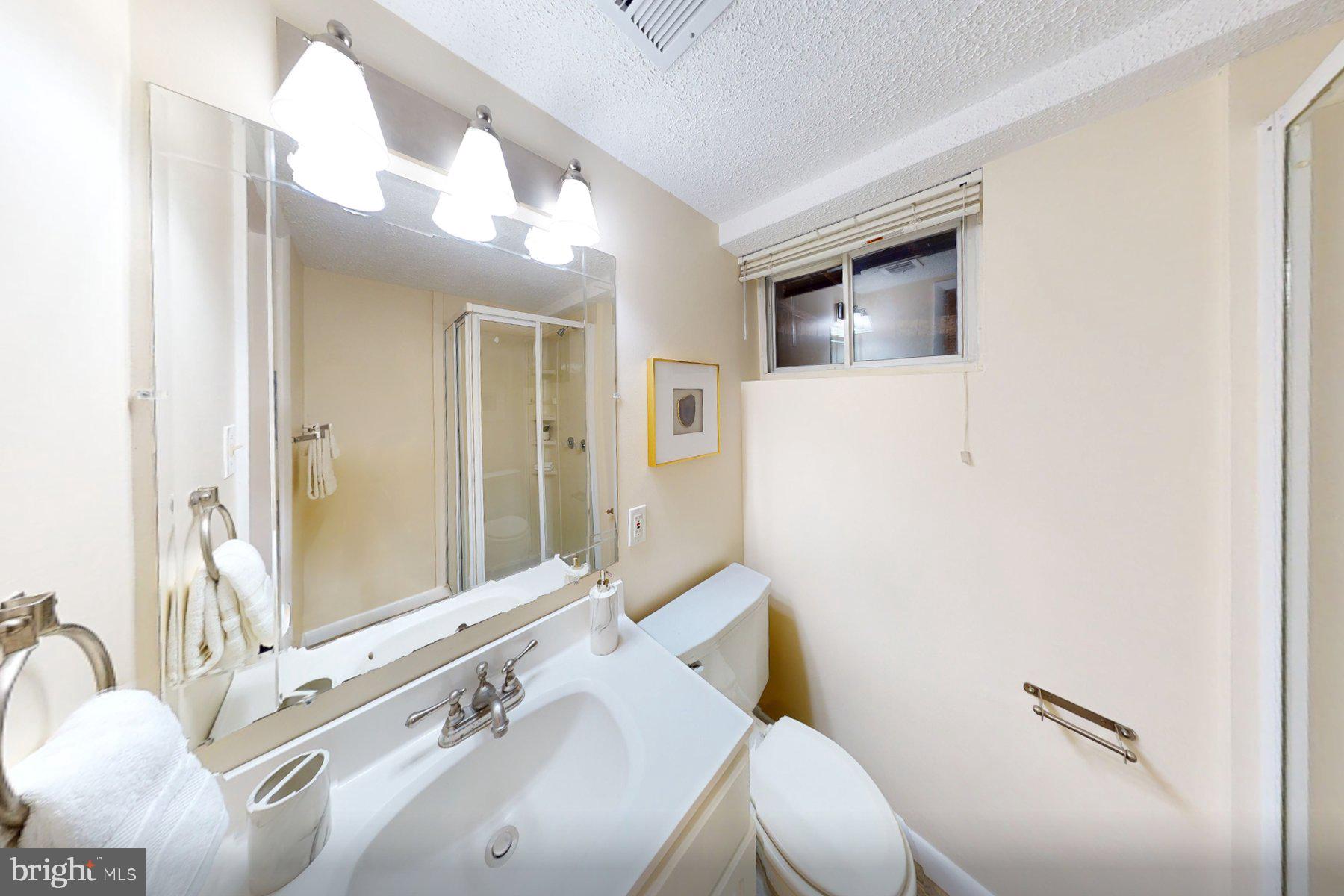 BERKSHIRE OAKWOOD - Residential