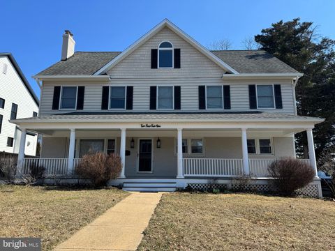 2429 N POTOMAC STREET ARLINGTON VA 22207