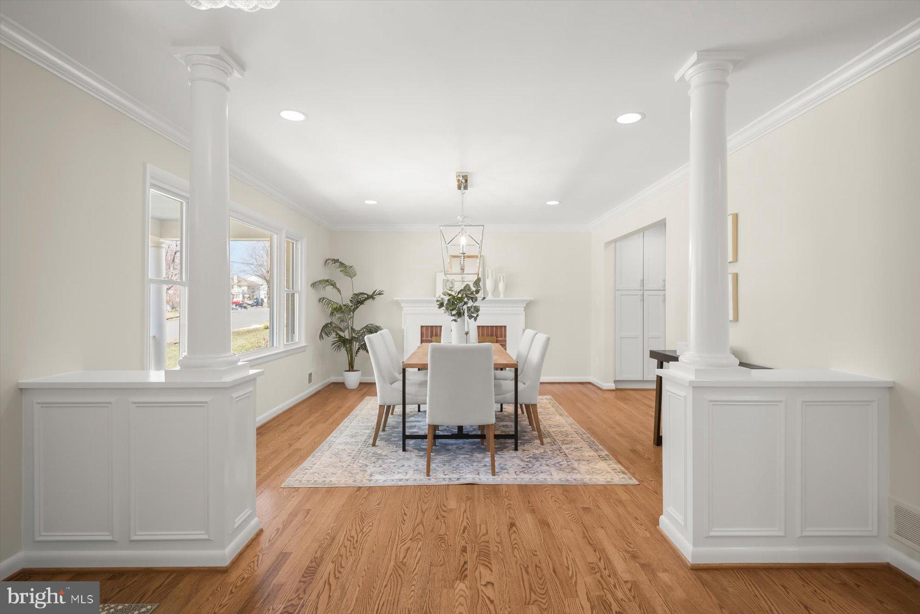 BERKSHIRE OAKWOOD - Residential