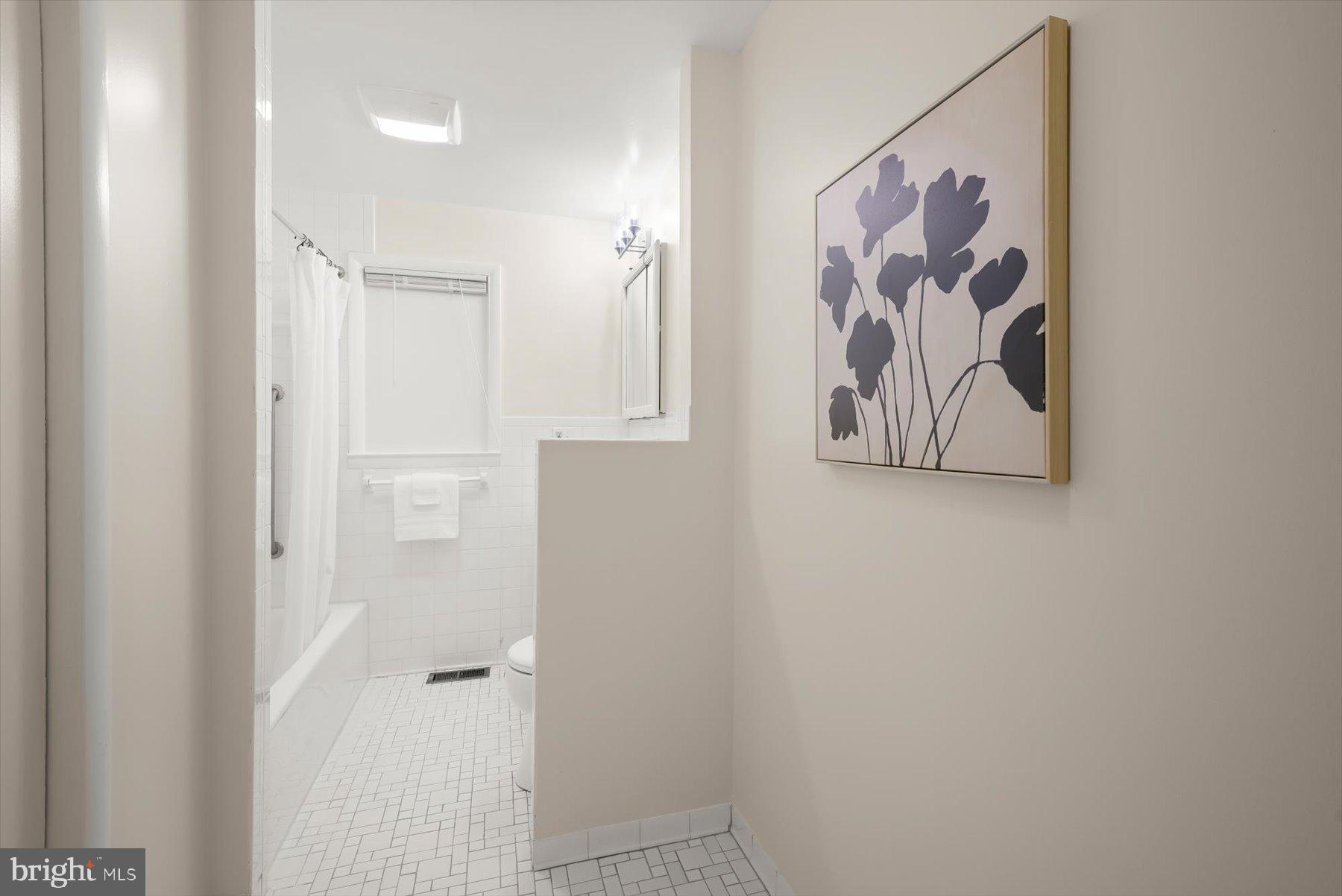 BERKSHIRE OAKWOOD - Residential