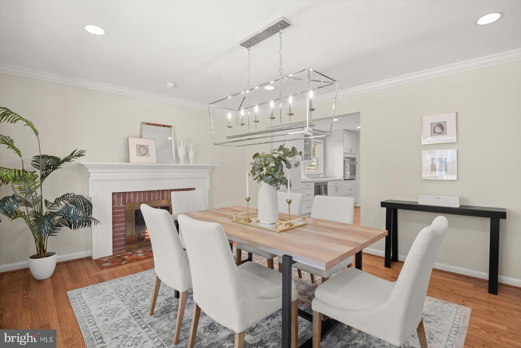 BERKSHIRE OAKWOOD - Residential