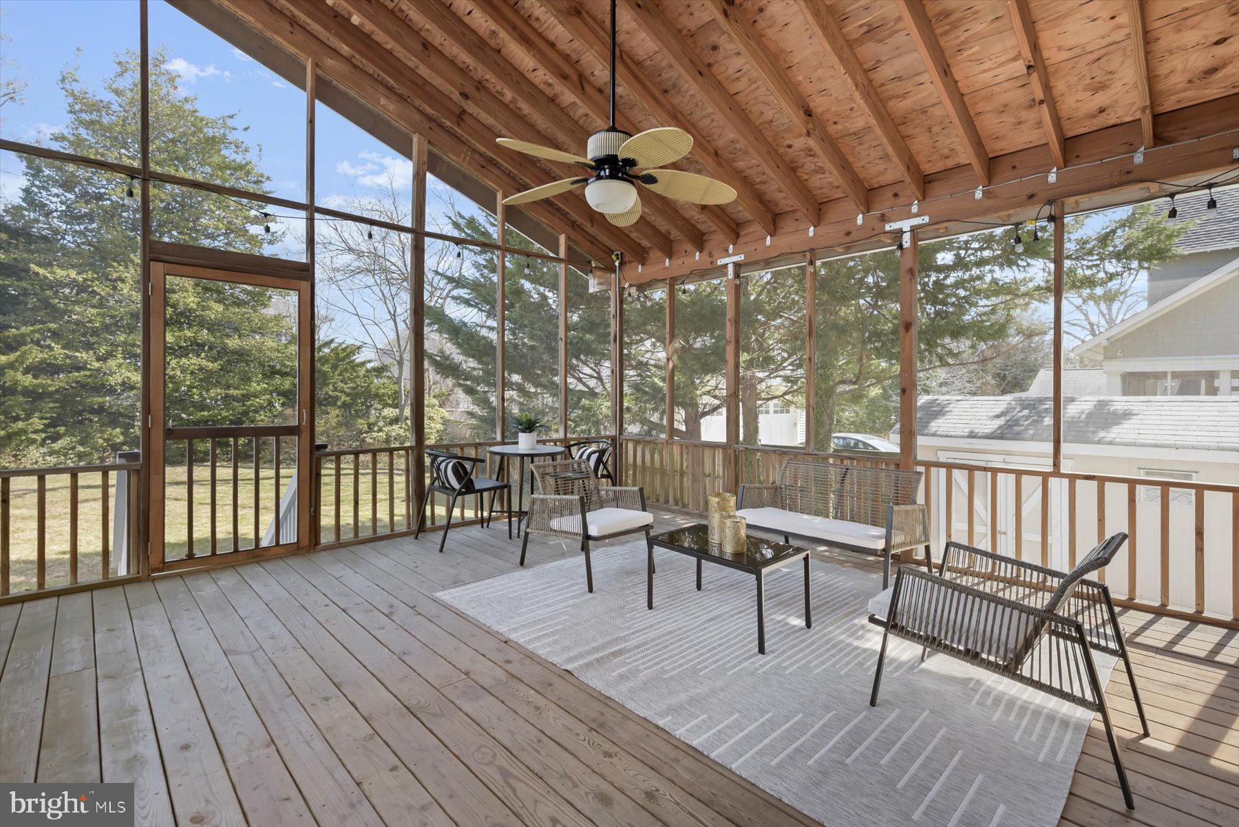 BERKSHIRE OAKWOOD - Residential