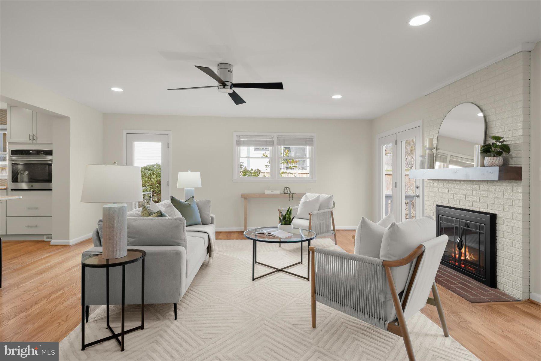 BERKSHIRE OAKWOOD - Residential