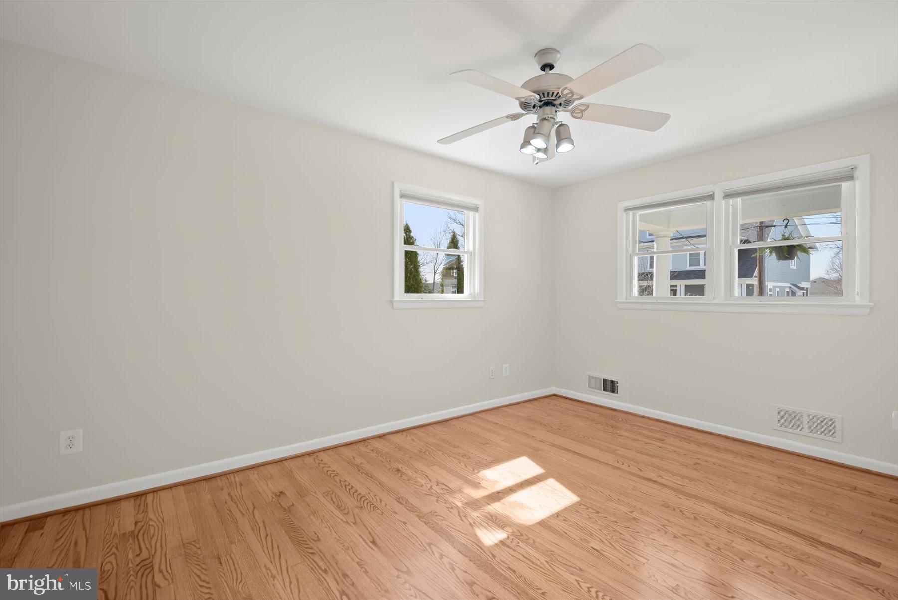 BERKSHIRE OAKWOOD - Residential