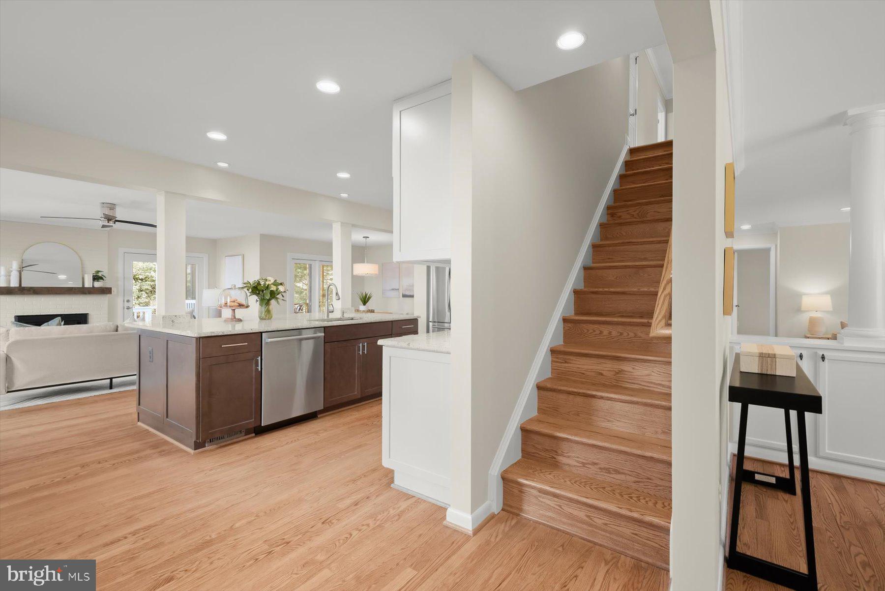 BERKSHIRE OAKWOOD - Residential