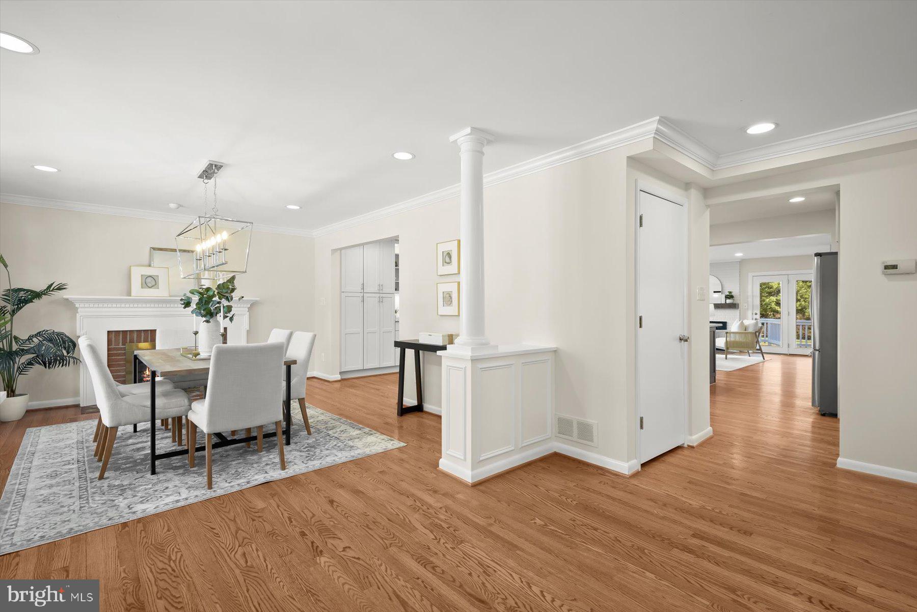 BERKSHIRE OAKWOOD - Residential