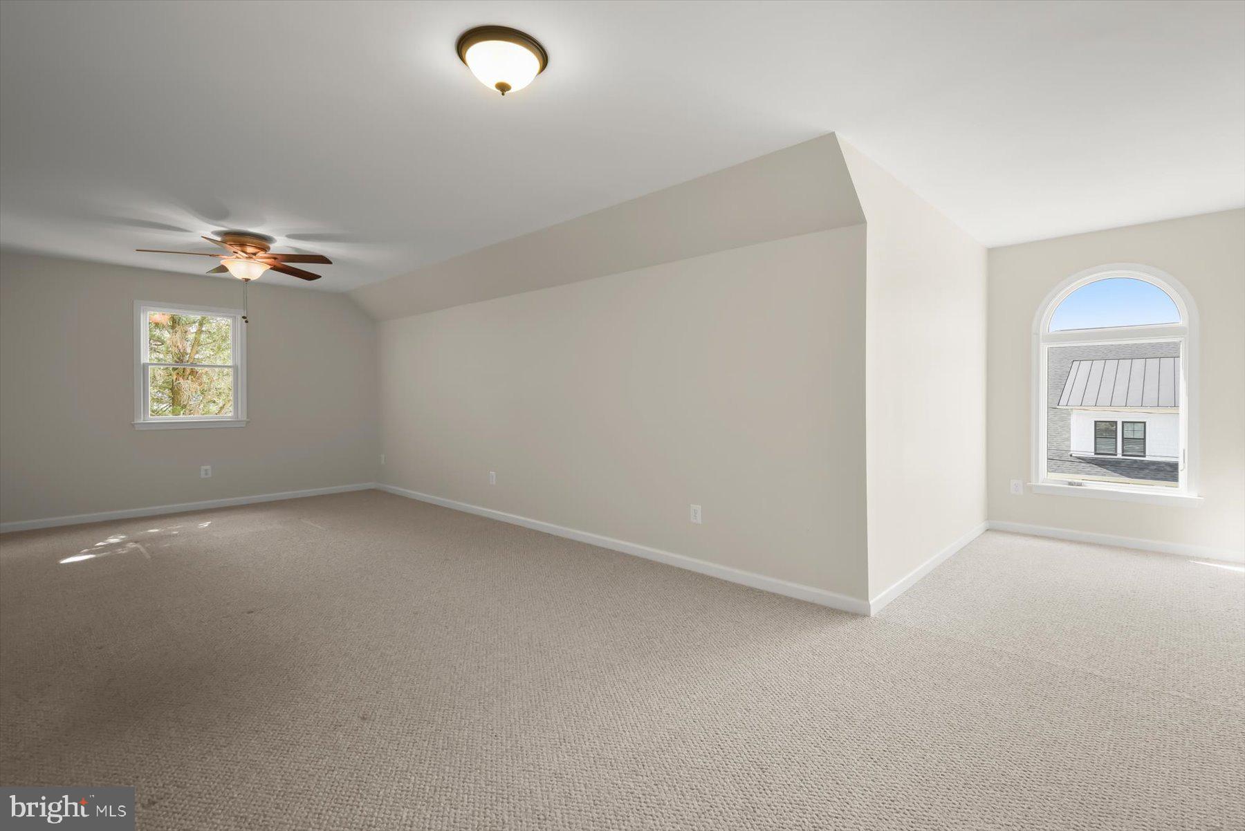 BERKSHIRE OAKWOOD - Residential