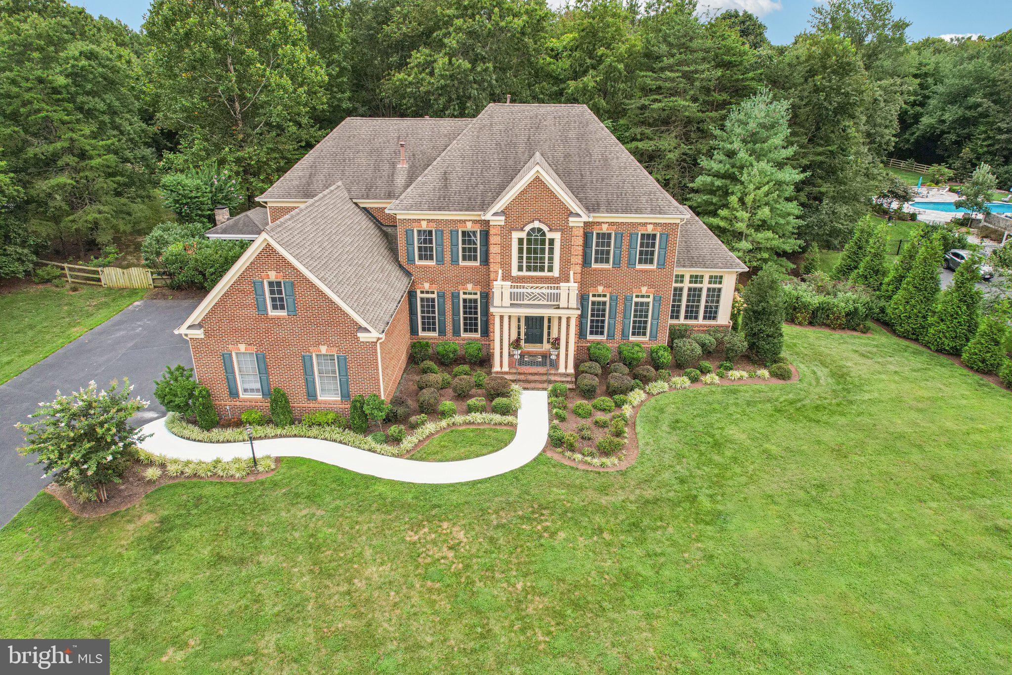 CEDAR CREST - Residential