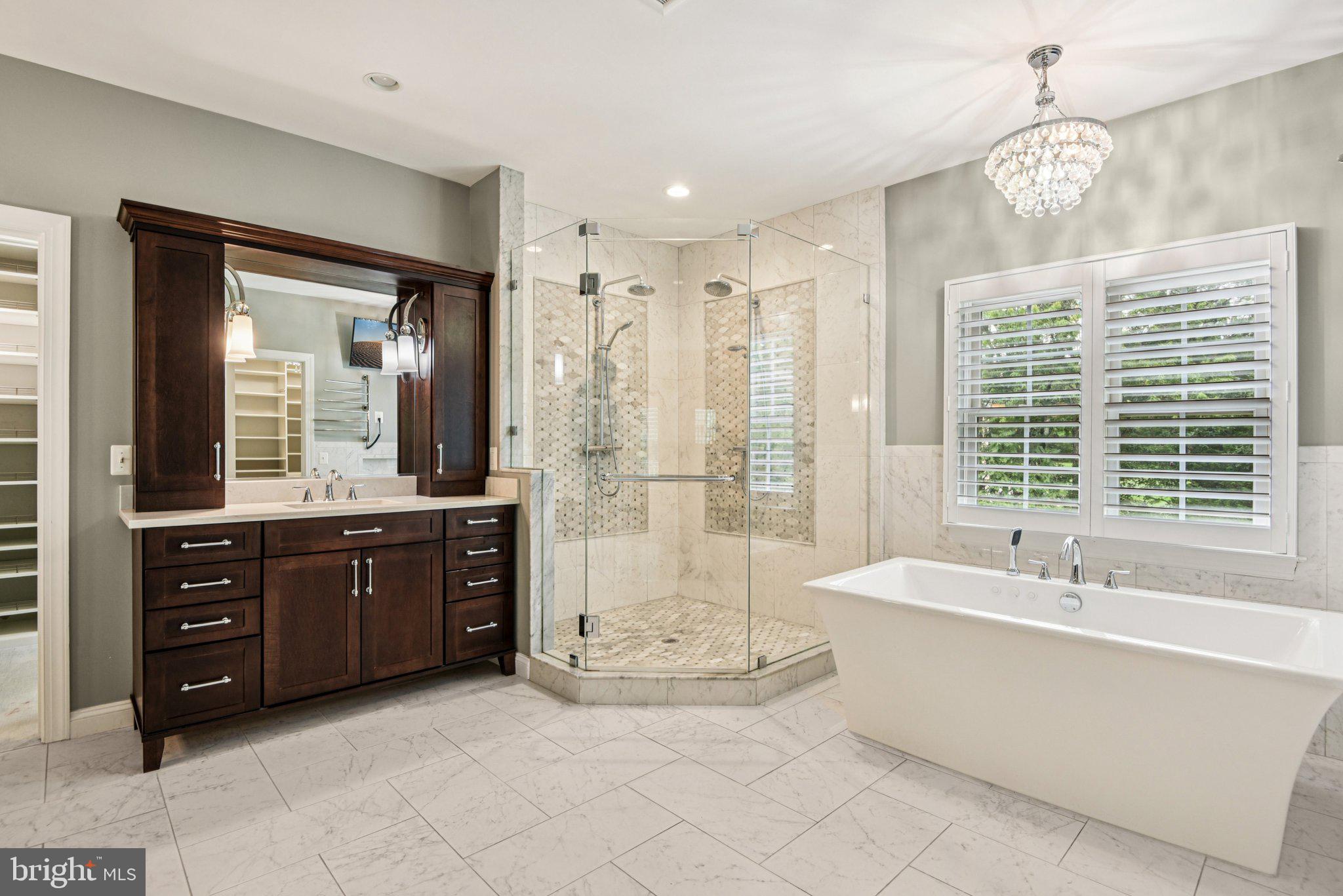 CEDAR CREST - Residential