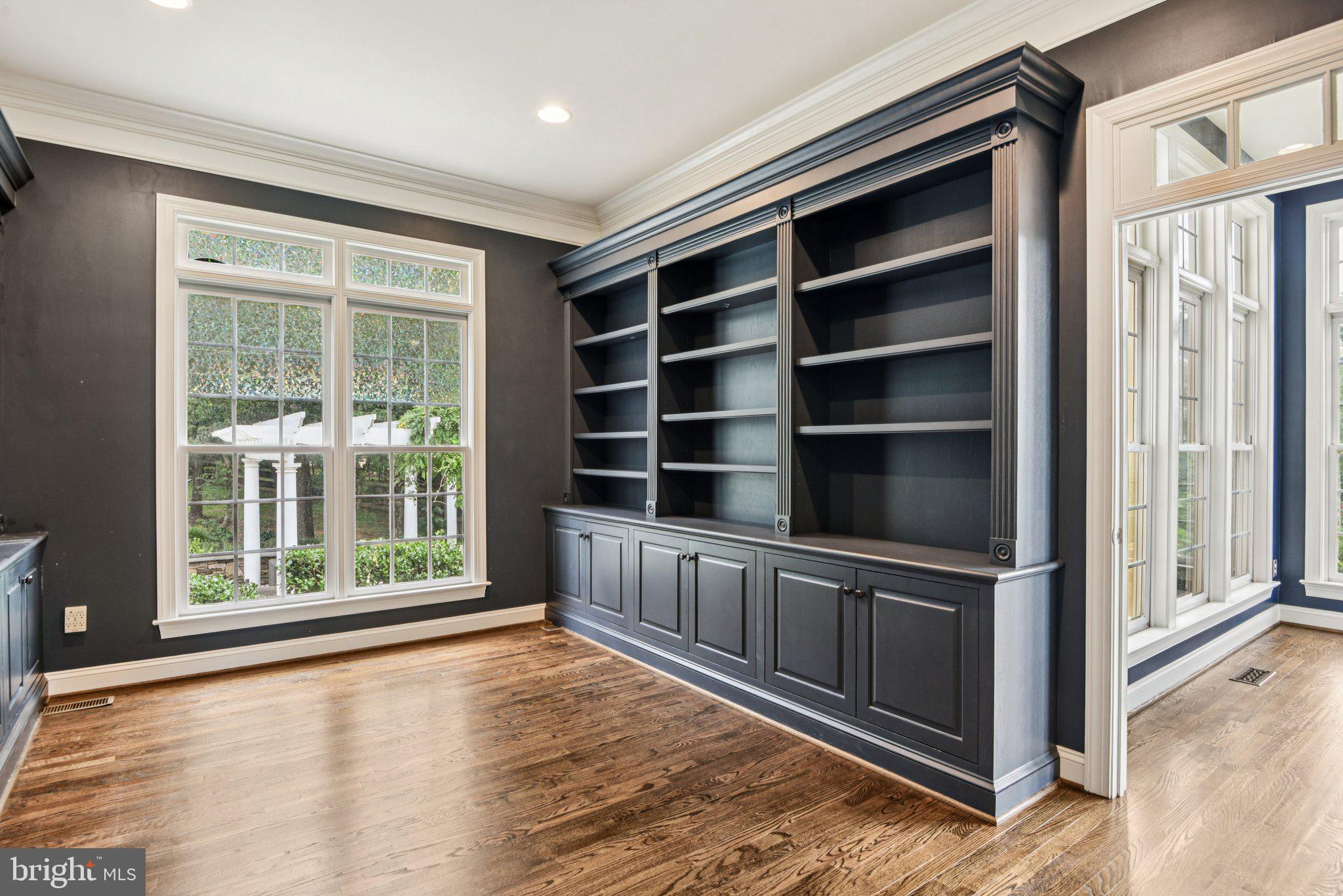 CEDAR CREST - Residential