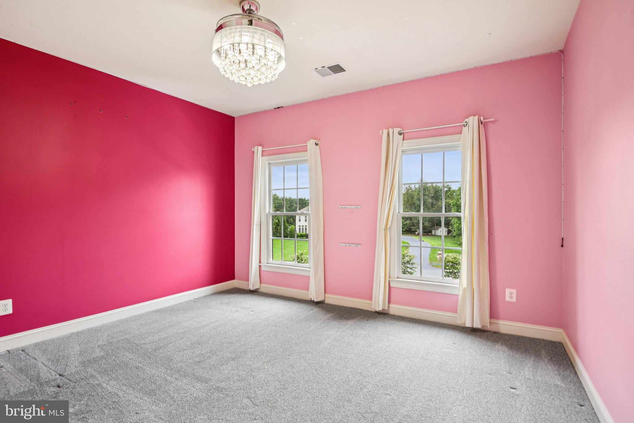 CEDAR CREST - Residential