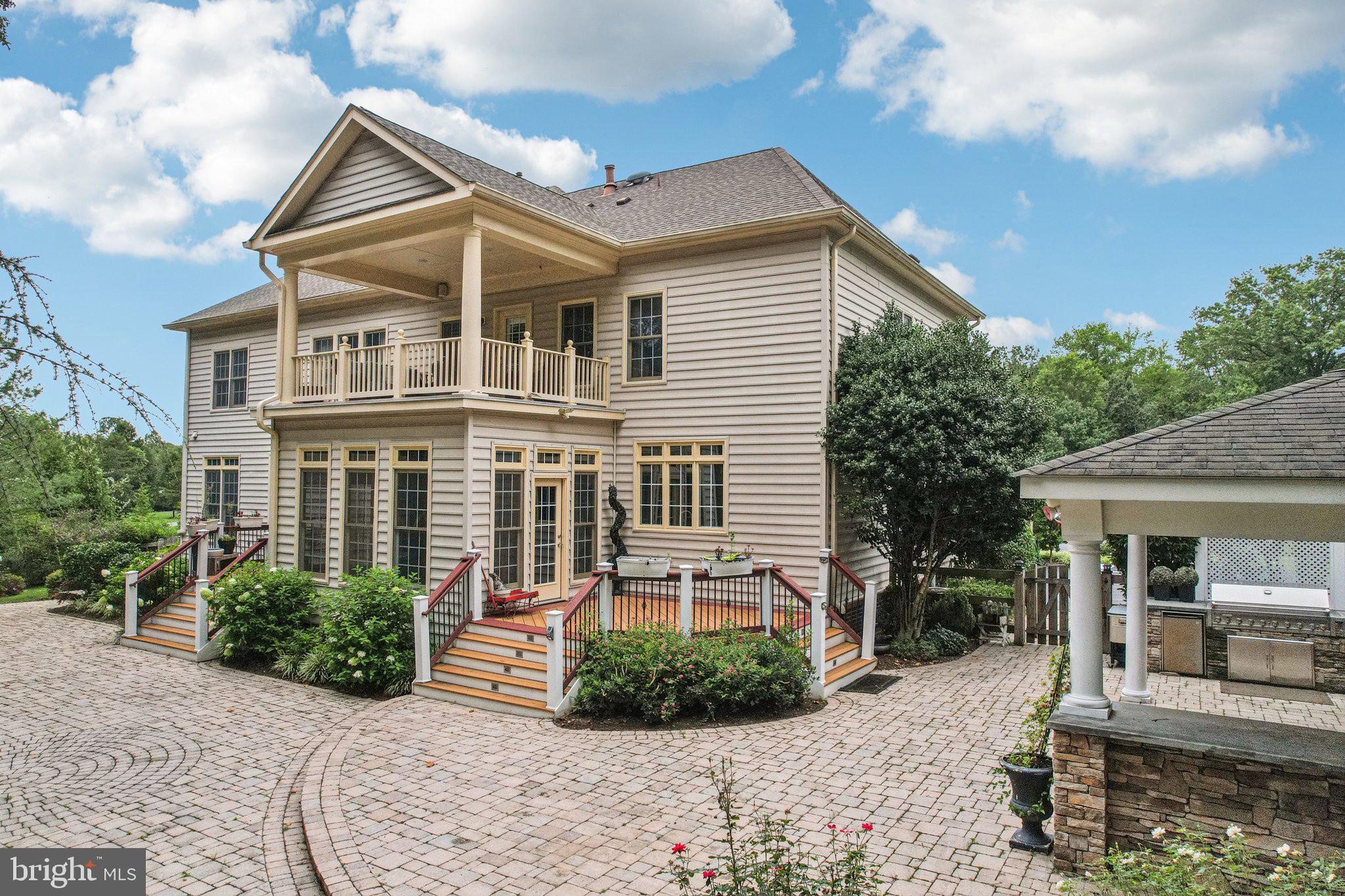 CEDAR CREST - Residential