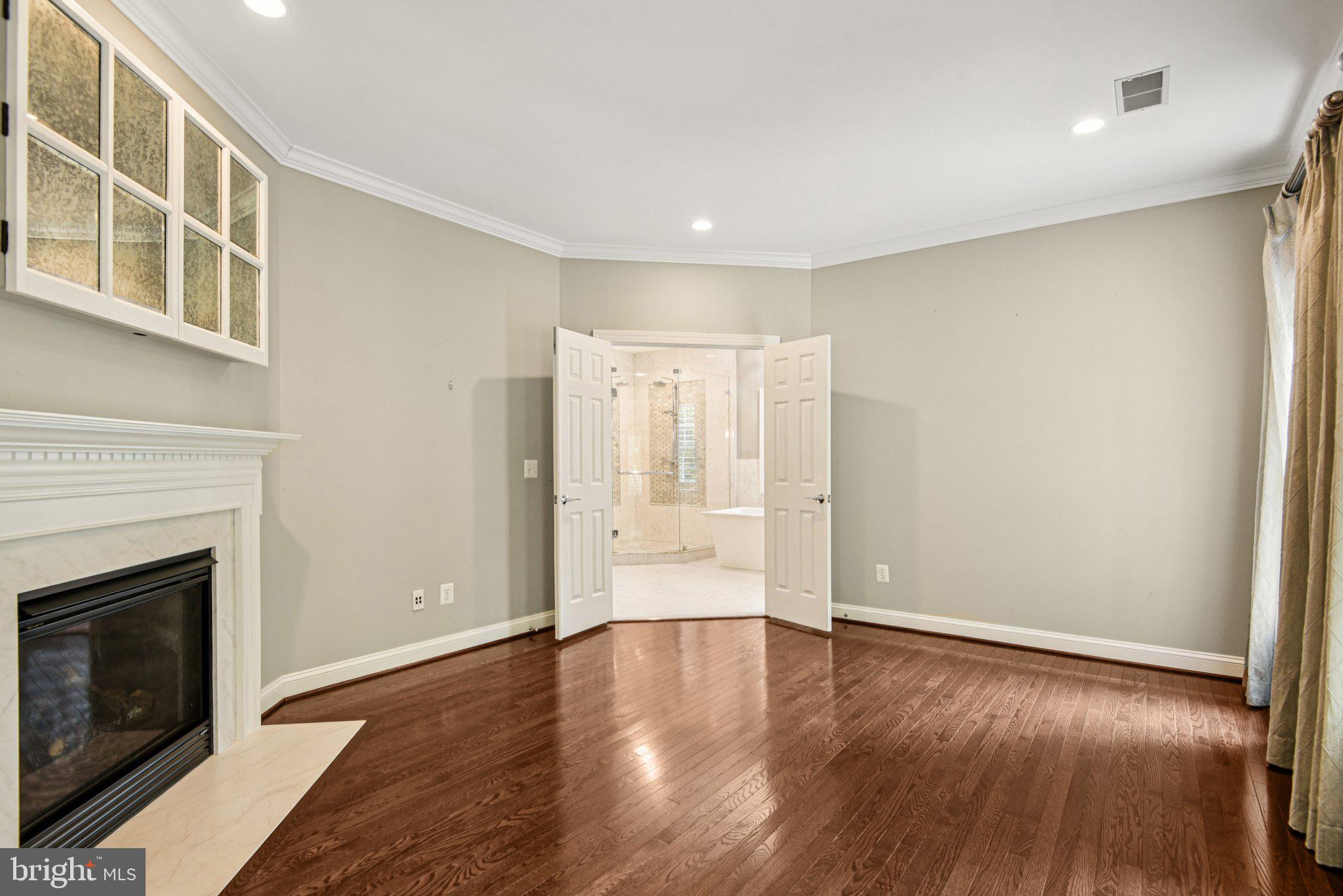 CEDAR CREST - Residential