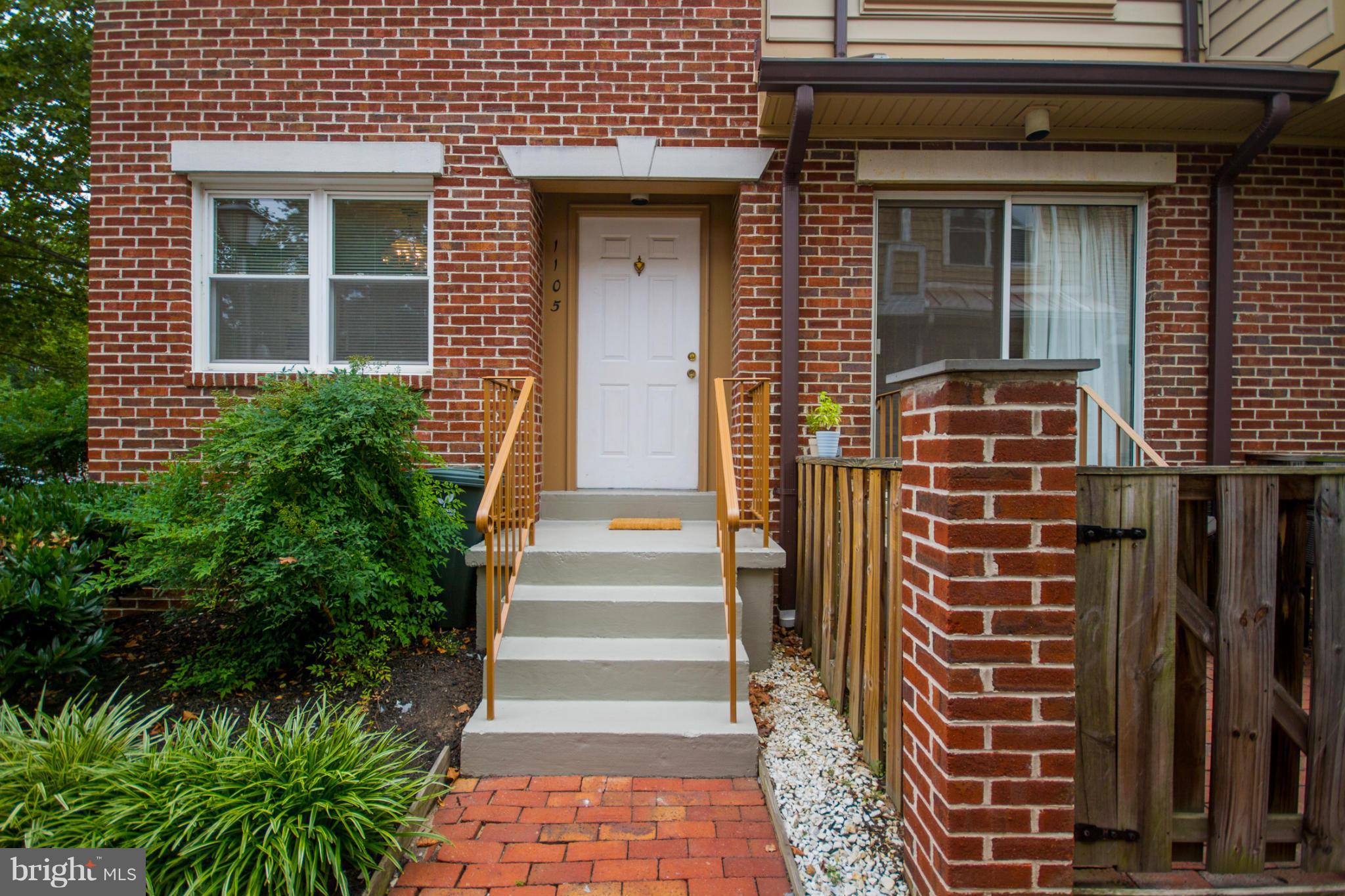 VERNON CORNER - Residential Lease