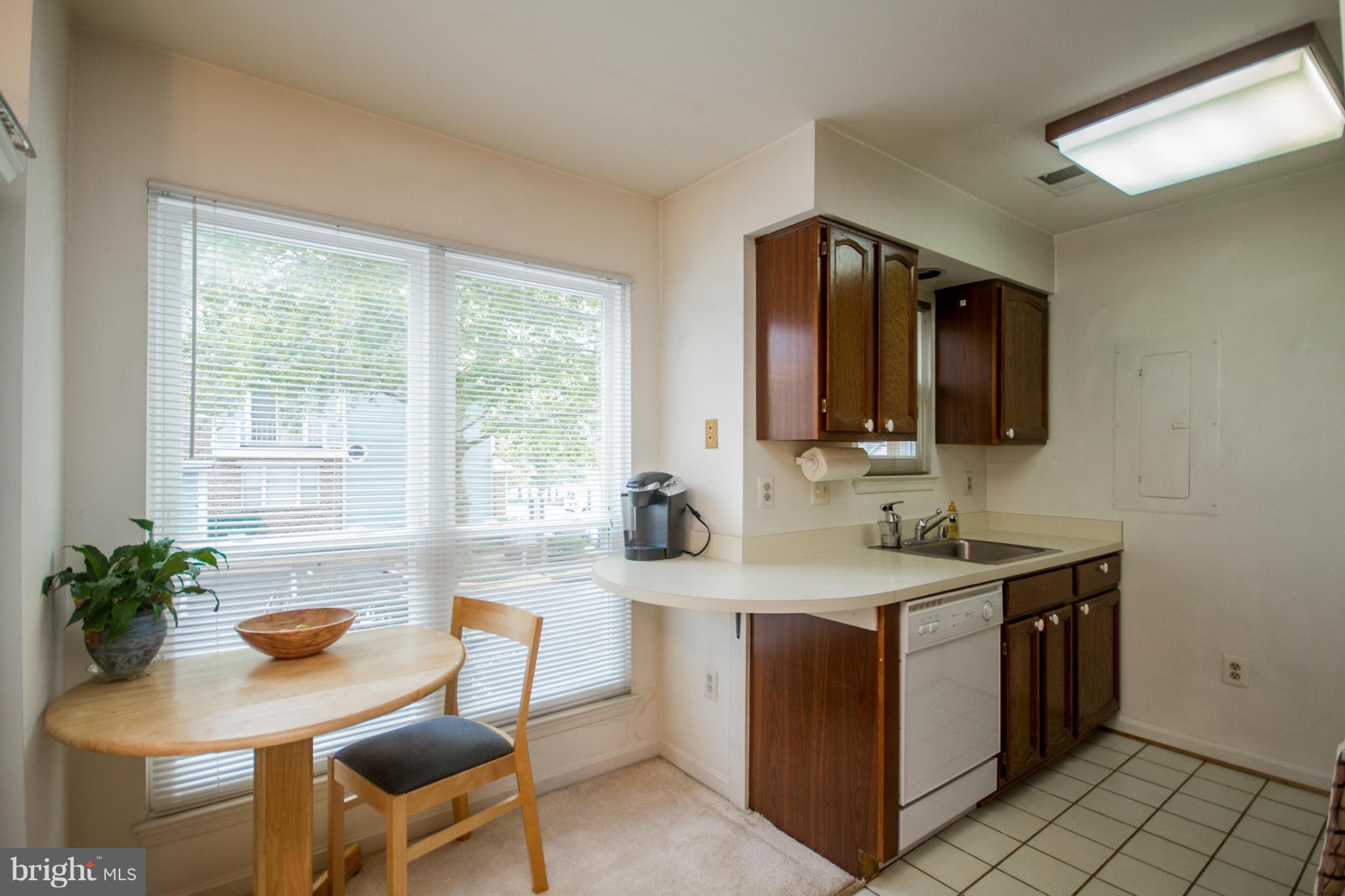 VERNON CORNER - Residential Lease